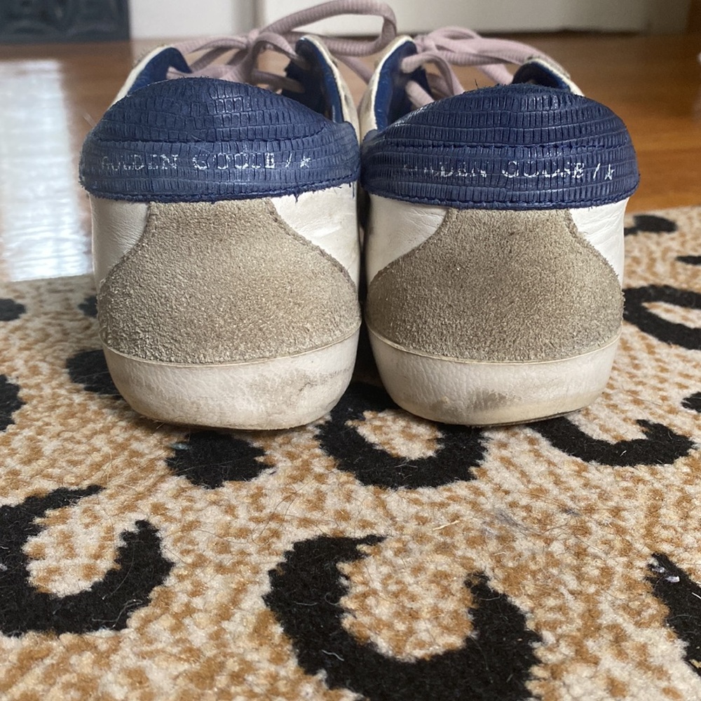 Golden Goose Superstars Sneakers - Picture 5 of 6